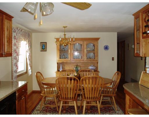51 Burgess Road Somerset, MA 02726 - Photo 7 of 17 Gallery Image 7
