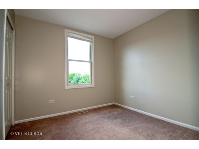 4048 North Clark Street, Unit H Chicago, IL 60613 - Photo 12 of 20
