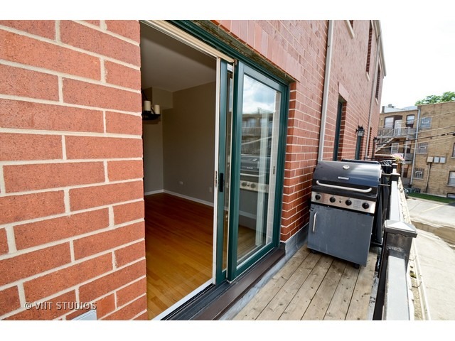 4048 North Clark Street, Unit H Chicago, IL 60613 - Photo 14 of 20