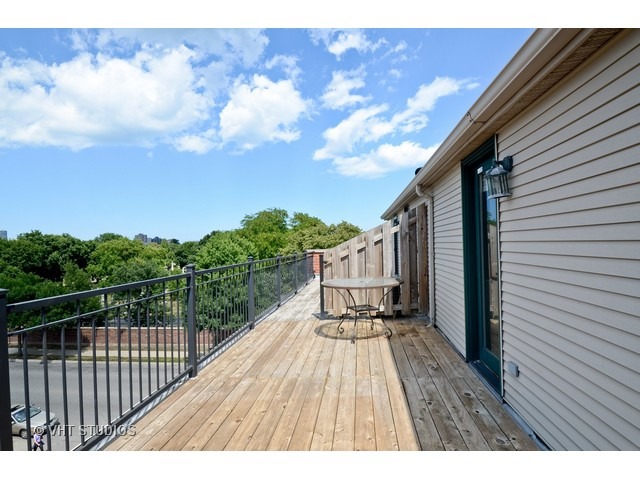 4048 North Clark Street, Unit H Chicago, IL 60613 - Photo 15 of 20