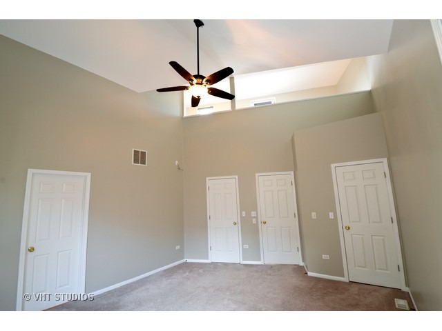 4048 North Clark Street, Unit H Chicago, IL 60613 - Photo 9 of 20