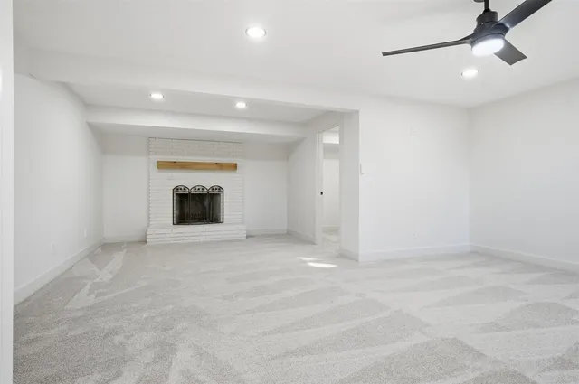 $429,000 | 204 Parkview Drive, Bloomington, IL 61701