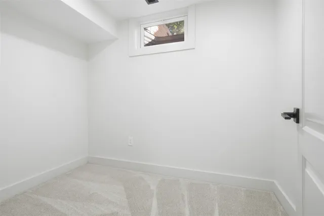 $429,000 | 204 Parkview Drive, Bloomington, IL 61701