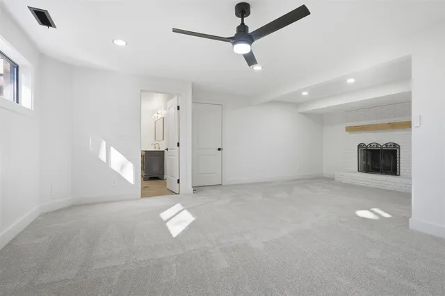 $429,000 | 204 Parkview Drive, Bloomington, IL 61701