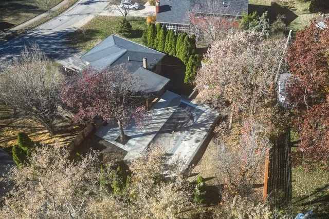 $429,000 | 204 Parkview Drive, Bloomington, IL 61701