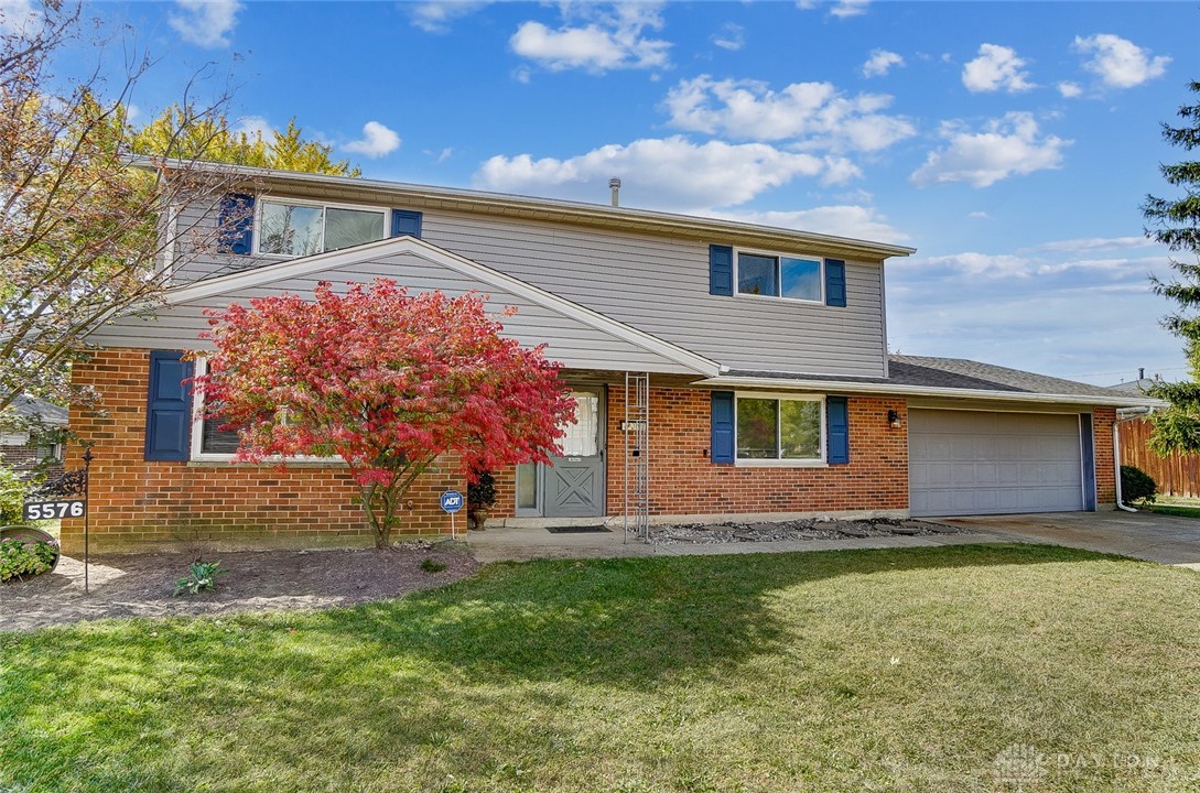 5576 Longford Road Dayton, OH 45424 - Photo 3 of 36