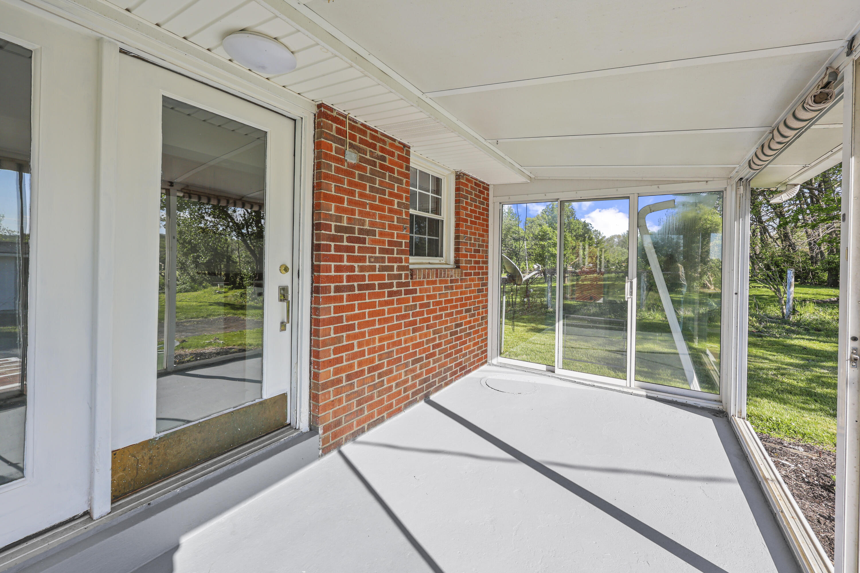 210 Bunker Hill Road Paris, KY 40361 - Photo 7 of 30 139A1773