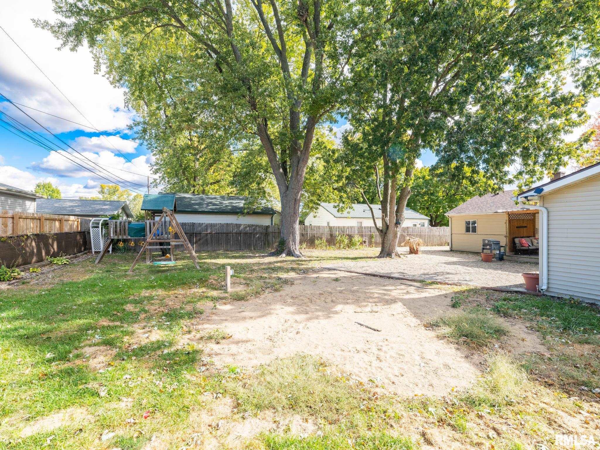 105 Radisson Road Marquette Heights, IL 61554 - Photo 43 of 48 Gallery Image 43