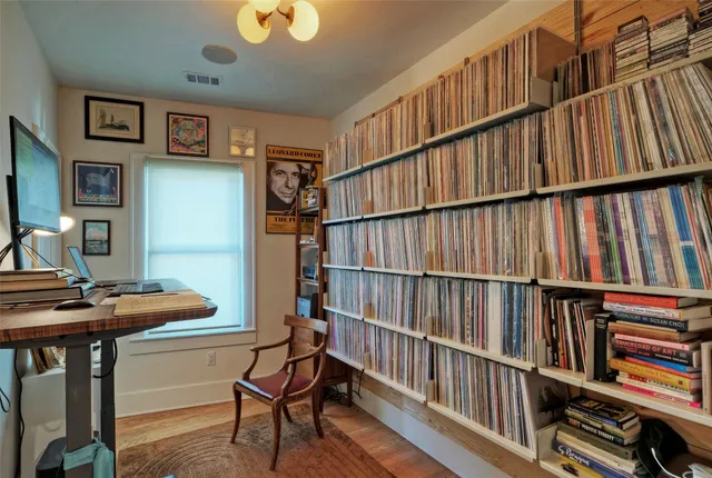 $5,900 | 1704 Alameda Drive, Austin, TX 78704