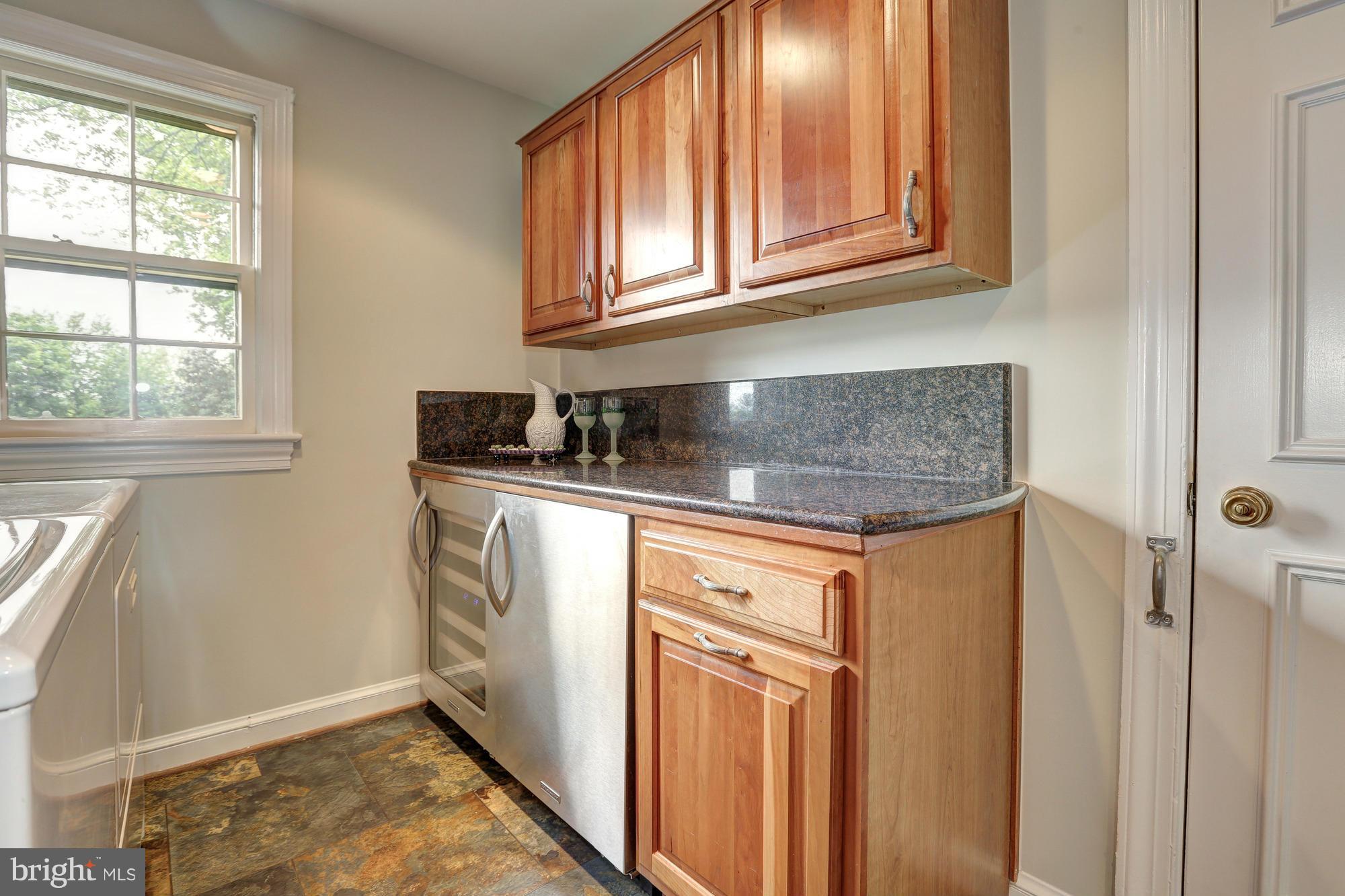 10005 Kendale Road Potomac, MD 20854 - Photo 13 of 30 Laundry and entry from garage