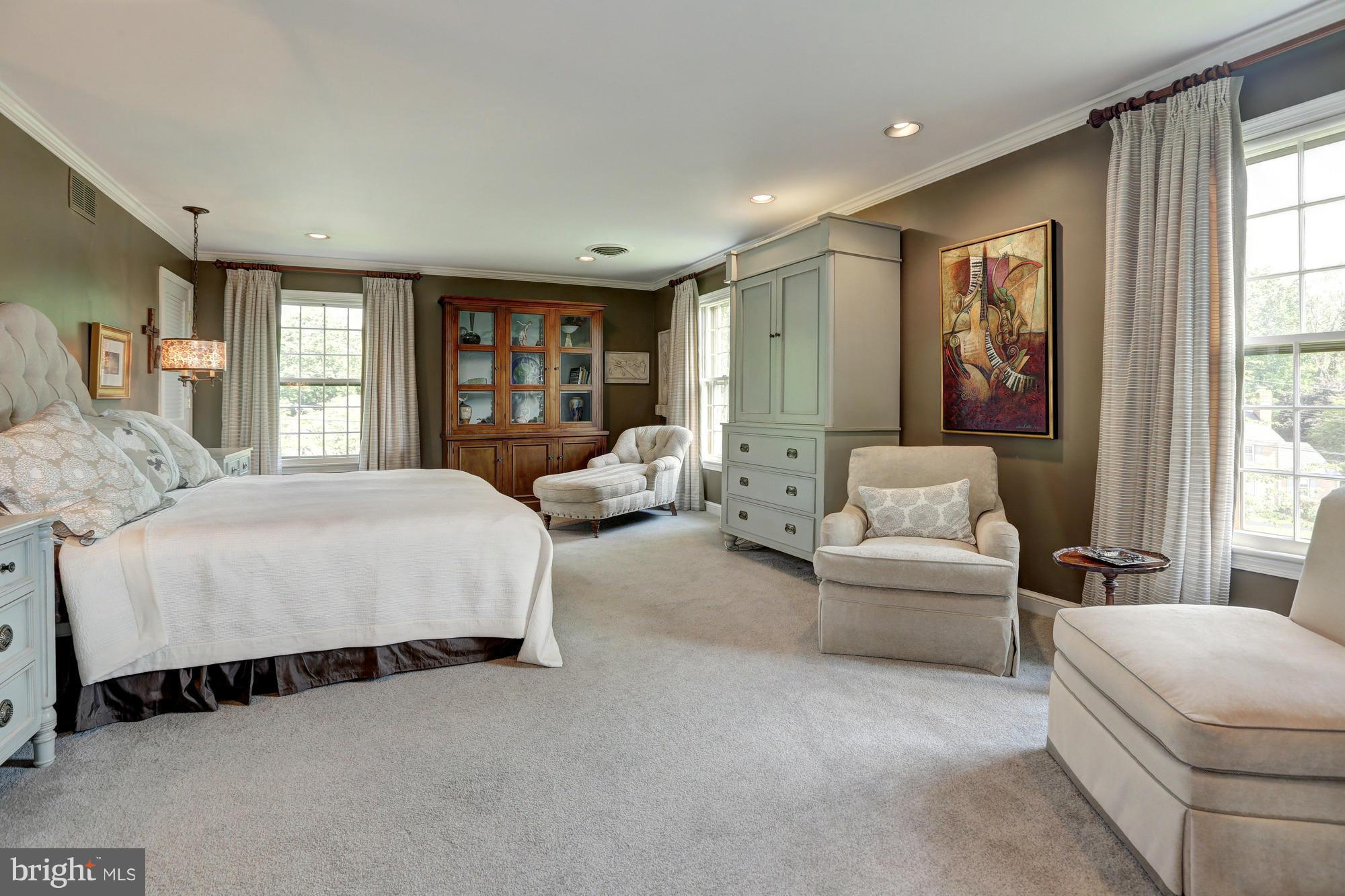 10005 Kendale Road Potomac, MD 20854 - Photo 15 of 30 Bedroom (Master)