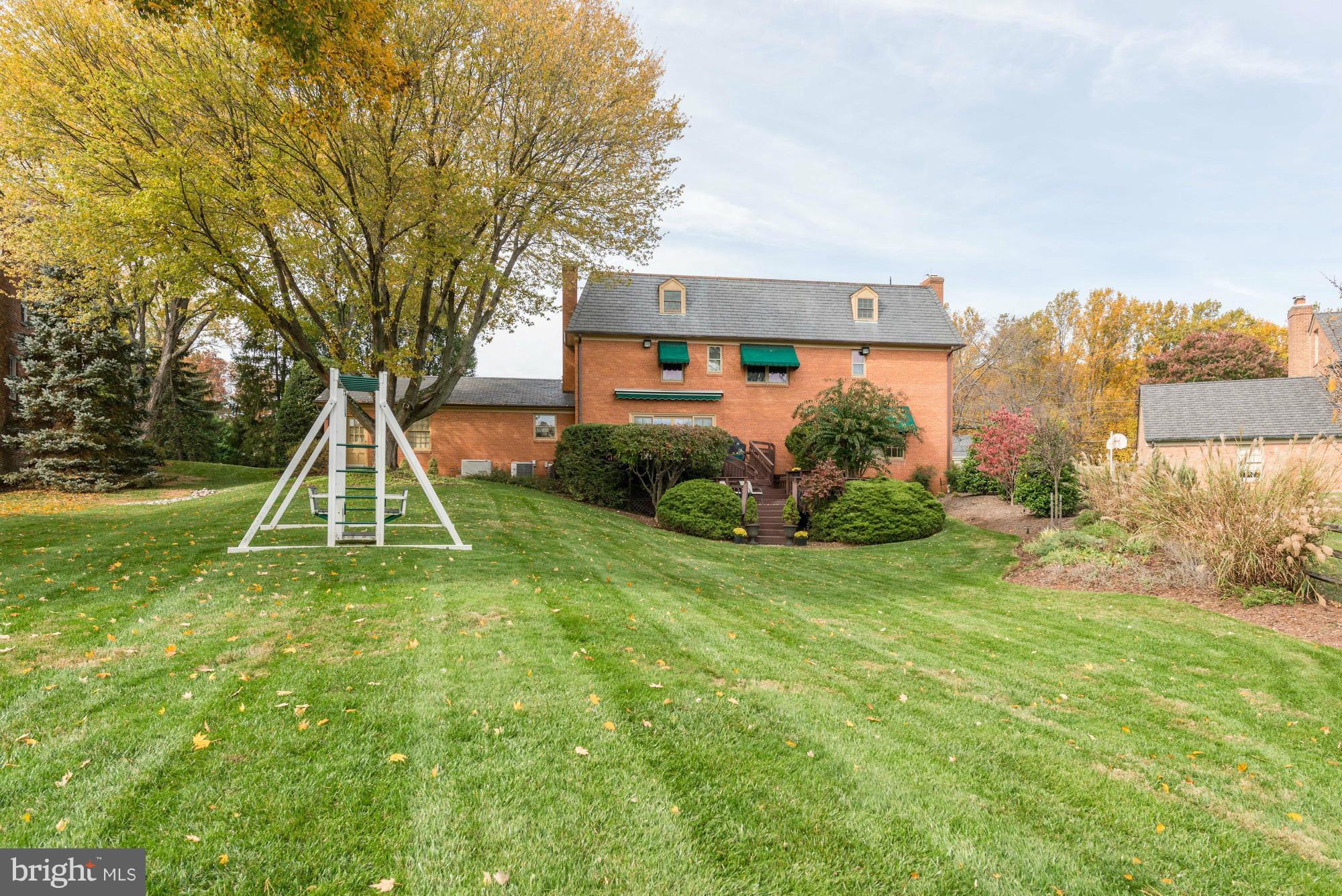 10005 Kendale Road Potomac, MD 20854 - Photo 29 of 30 Exterior (Rear)