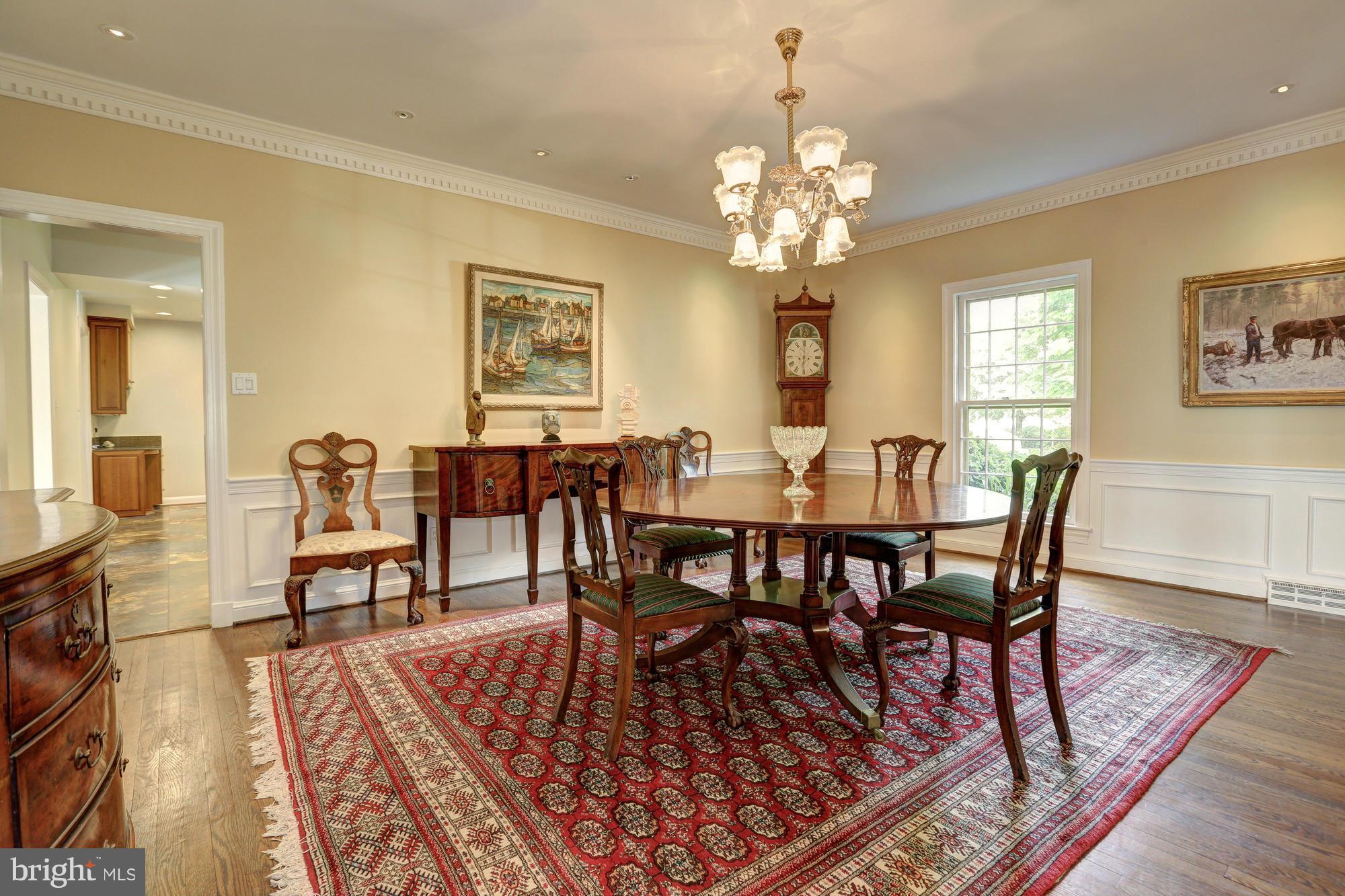 10005 Kendale Road Potomac, MD 20854 - Photo 10 of 30 Dining Room