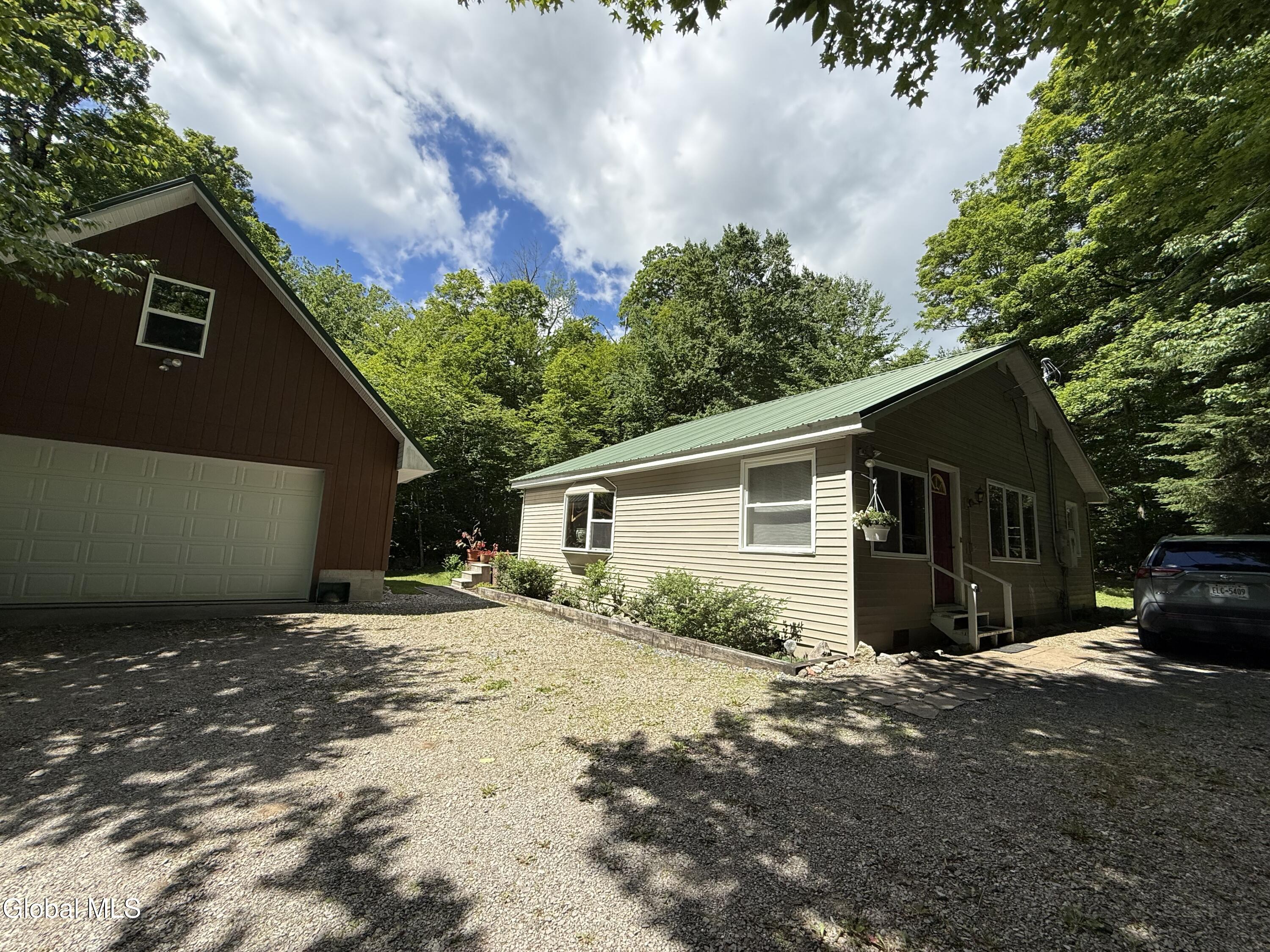 303 North Shore Road Gloversville, NY 12078 - Photo 33 of 57 IMG_5741