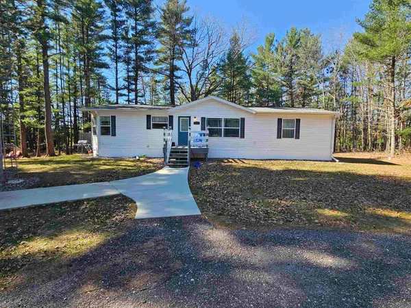 $299,900 | W4237 Wildwood Drive, Mauston, WI 53948