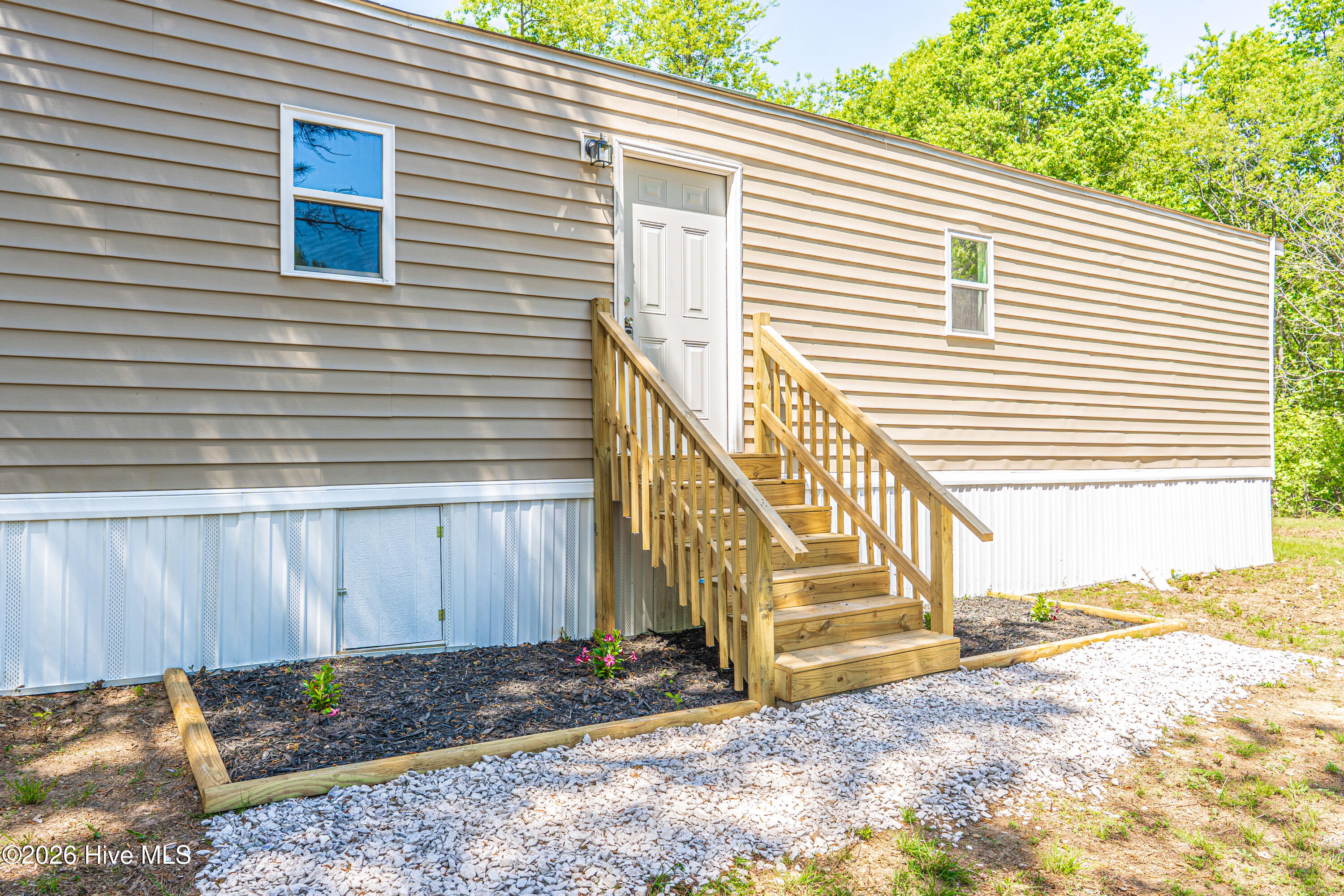 240 Asbury Road Seagrove, NC 27341 - Photo 2 of 33 DSC02568