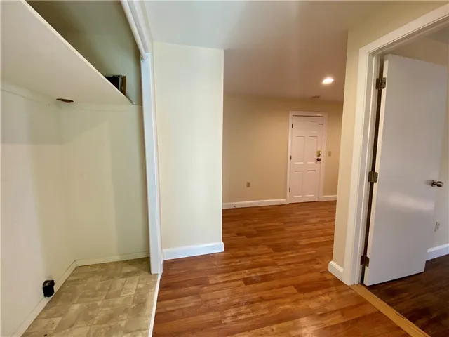 $2,600 | 16 Clearview Avenue, Unit B, Portsmouth, RI 02871