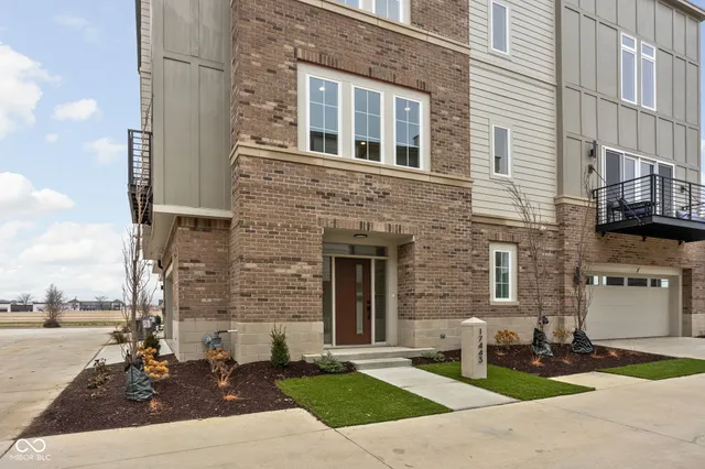 $388,000 | 17443 Carrier Drive, Westfield, IN 46074