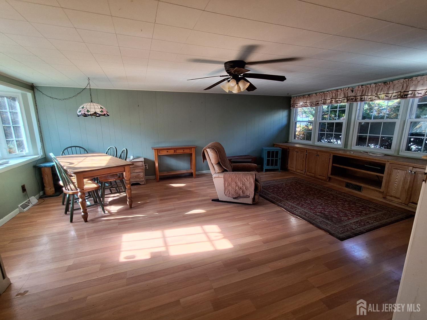 6 Nicholas Court Milltown, NJ 08850 - Photo 11 of 30