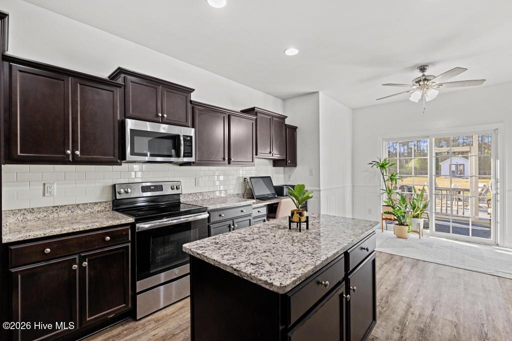 616 High Tide Drive Holly Ridge, NC 28445 - Photo 18 of 65 425A3256