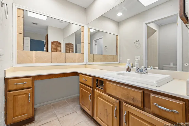 $279,500 | 133 Bolerio Drive, Universal City, TX 78148