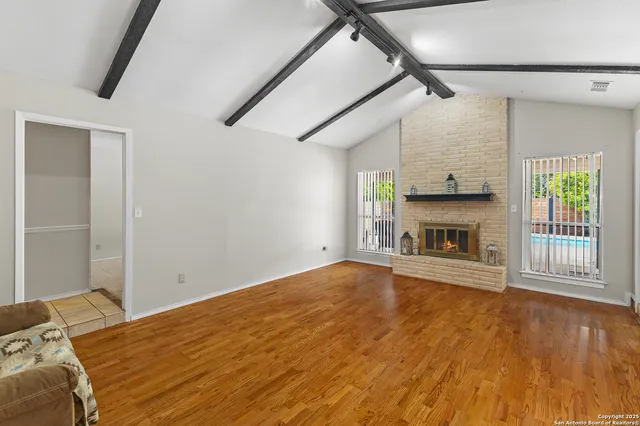 $279,500 | 133 Bolerio Drive, Universal City, TX 78148