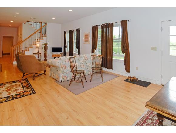 235 Federal Hill Road Milford, NH 03055 - Photo 17 of 27 Gallery Image 17
