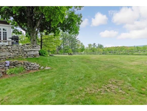235 Federal Hill Road Milford, NH 03055 - Photo 20 of 27 Gallery Image 20