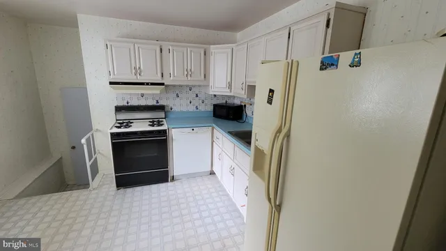 $2,850 | 1015 Marleigh Circle, Towson, MD 21204