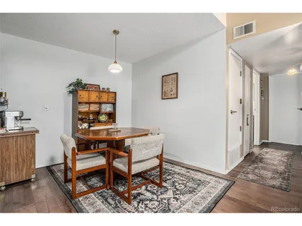 $300,000 | 8600 East Alameda Avenue, Unit 208, Denver, CO 80247