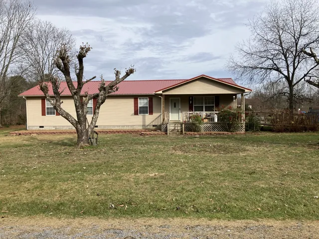 $269,000 | 188 65th Avenue, Palmer, TN 37365
