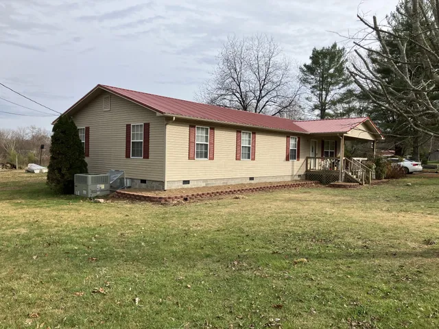 $269,000 | 188 65th Avenue, Palmer, TN 37365