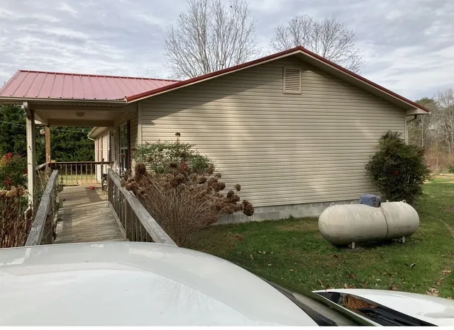 $269,000 | 188 65th Avenue, Palmer, TN 37365