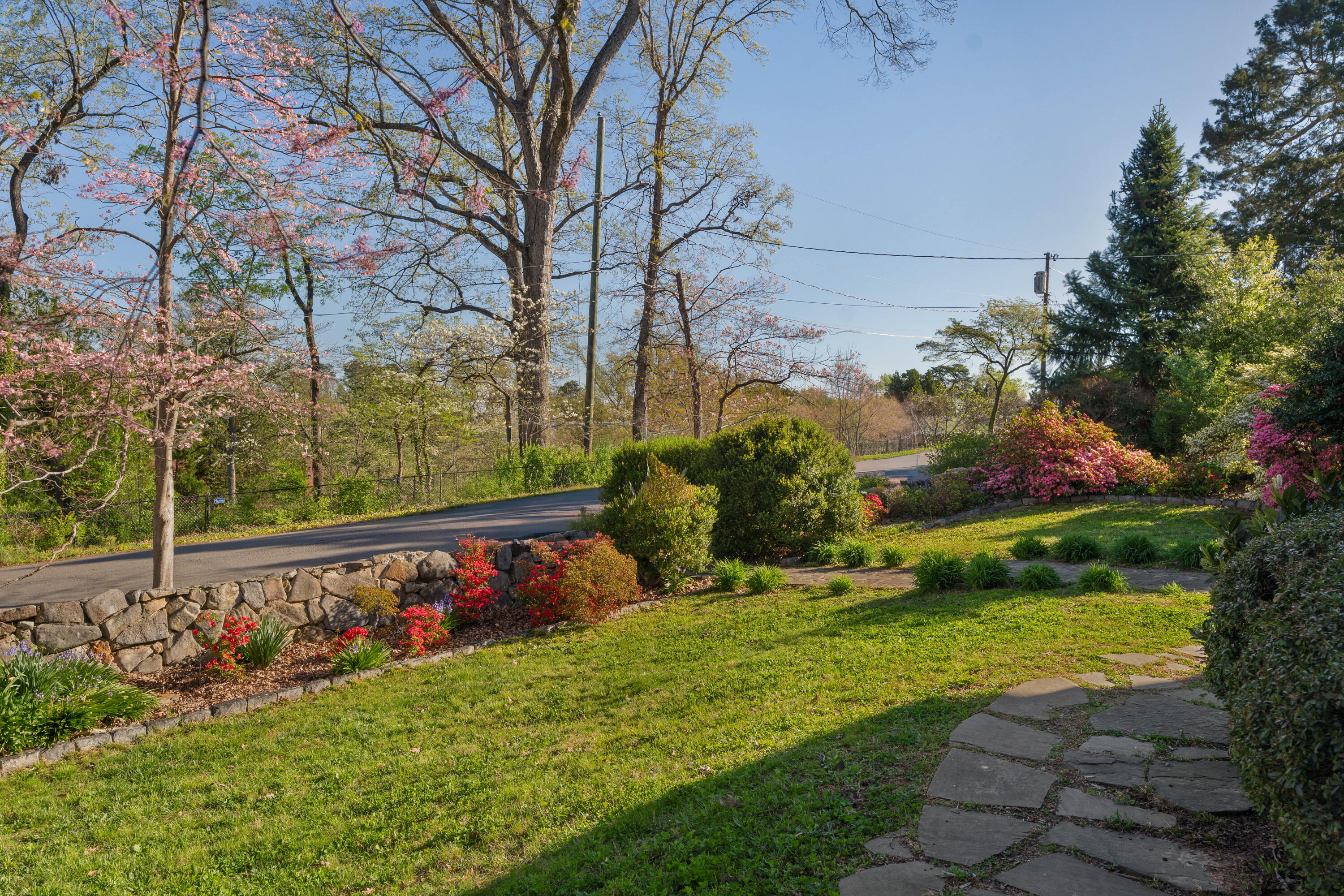 1608 Hillcrest Road Chattanooga, TN 37405 - Photo 14 of 22 18 - 1608 Hillcrest - Exterior