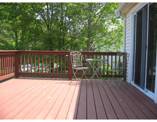 21 Old Farm Road Randolph, MA 02368 - Photo 5 of 9 Gallery Image 5