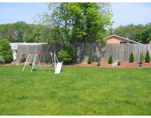 21 Old Farm Road Randolph, MA 02368 - Photo 9 of 9 Gallery Image 9