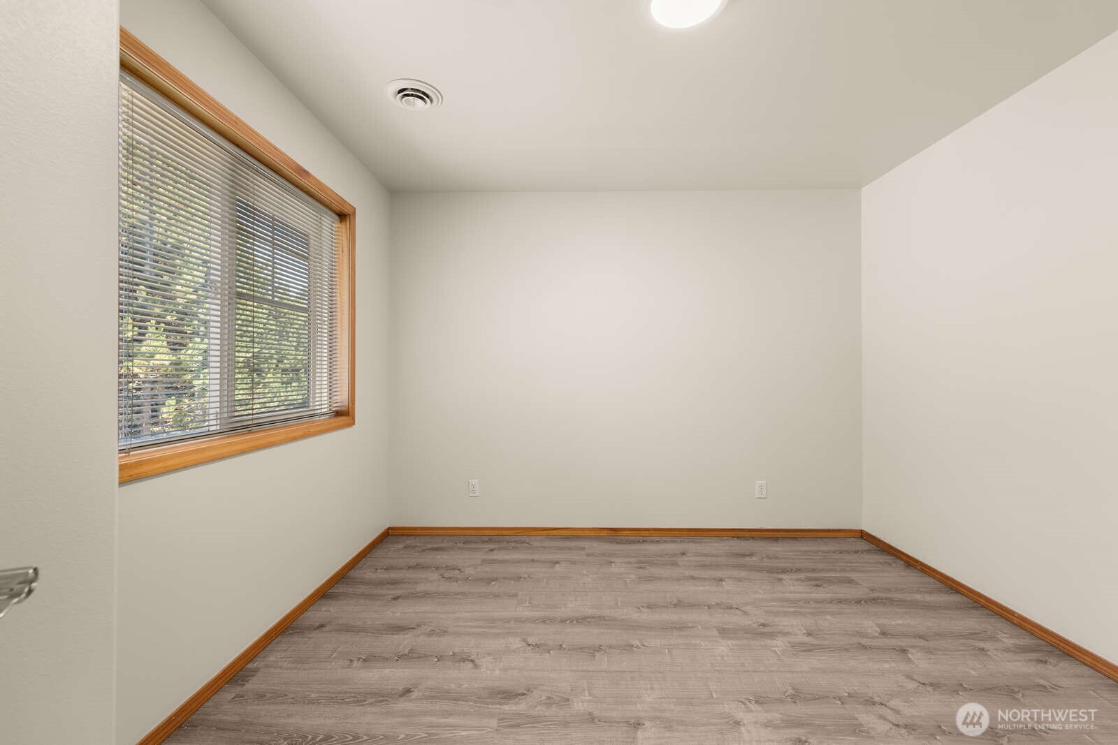 9926 Southwest 184th Way Vashon, WA 98070 - Photo 24 of 40