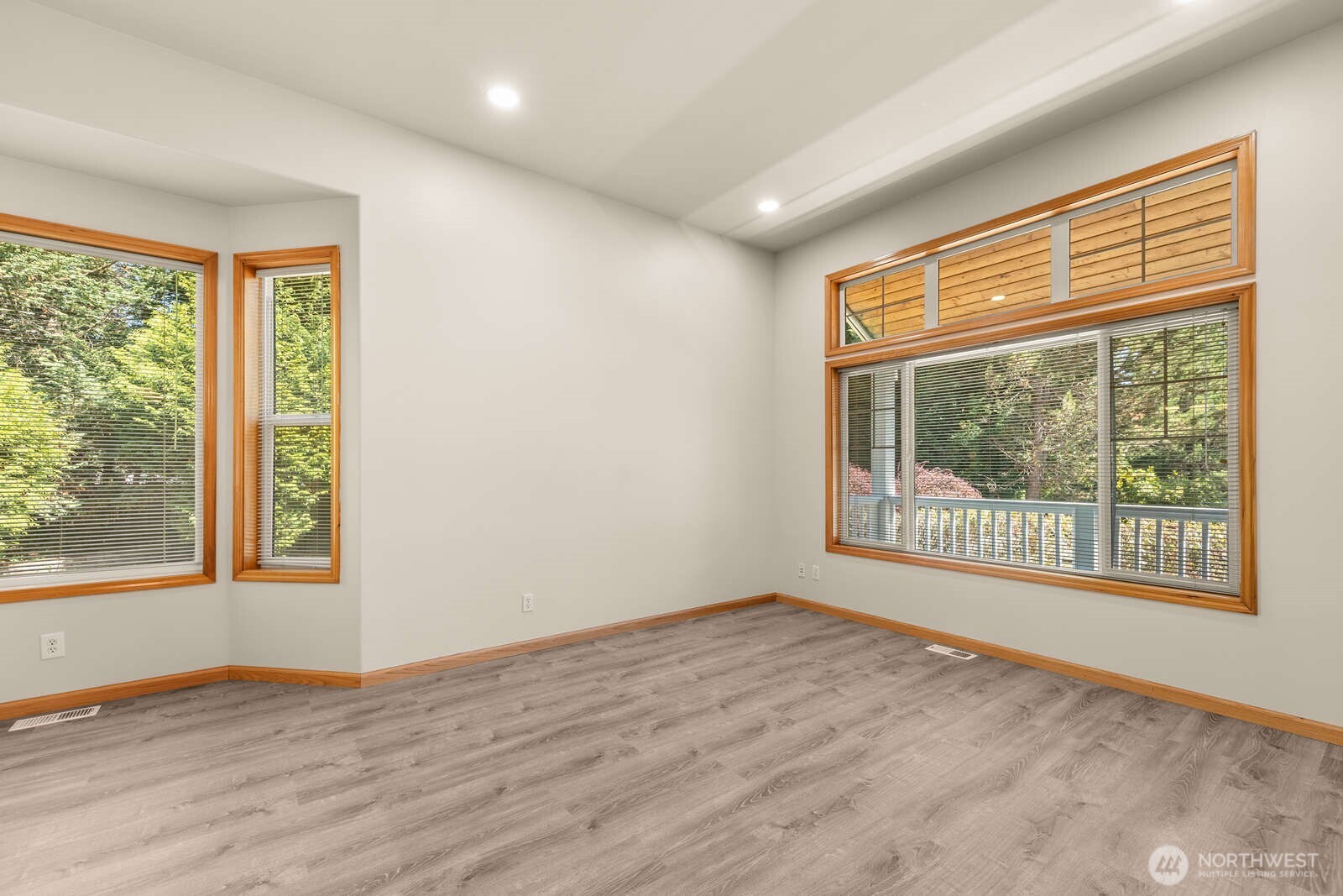 9926 Southwest 184th Way Vashon, WA 98070 - Photo 8 of 40