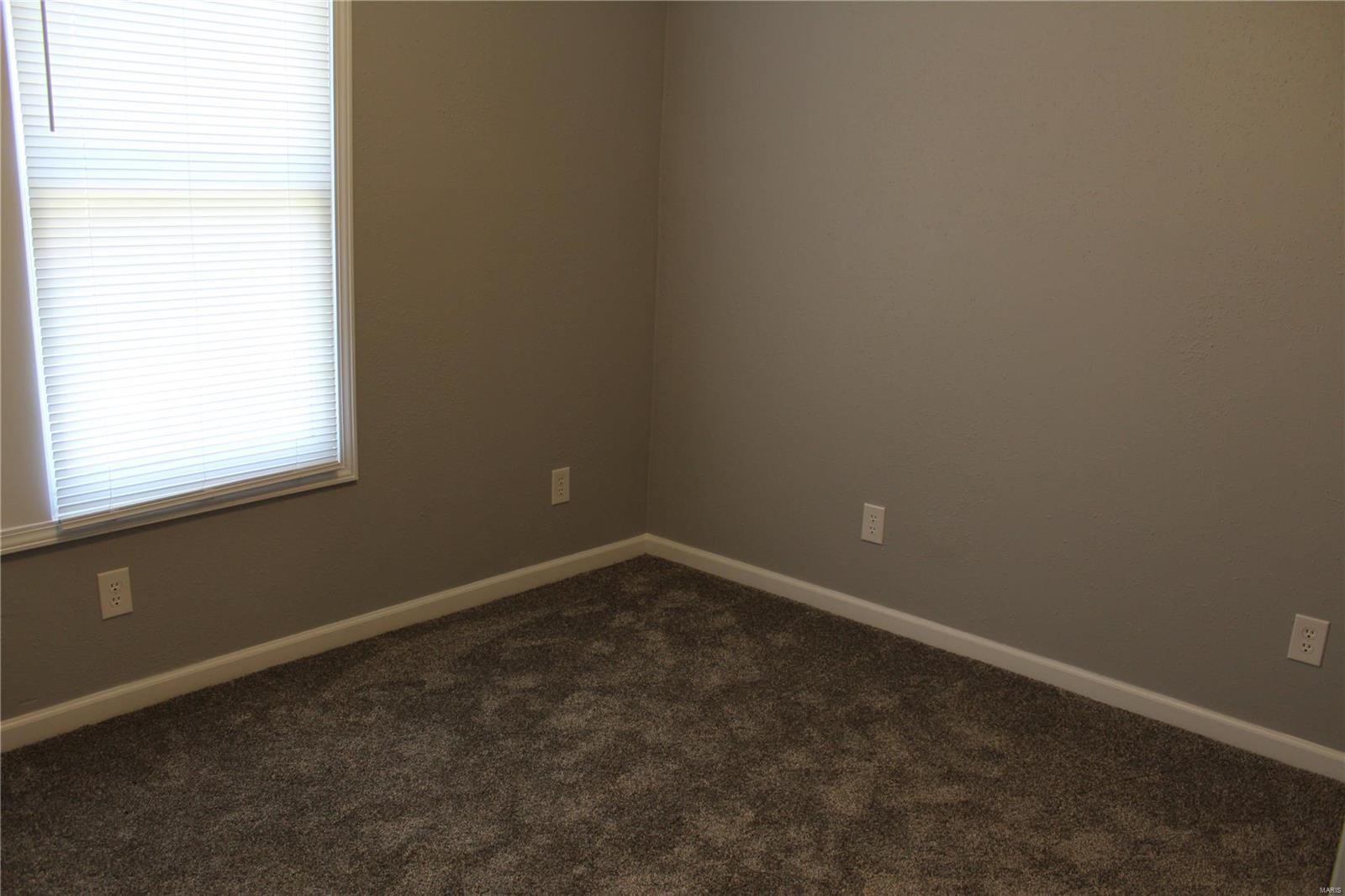 1634 Seminary Street Alton, IL 62002 - Photo 27 of 39 Gallery Image 27