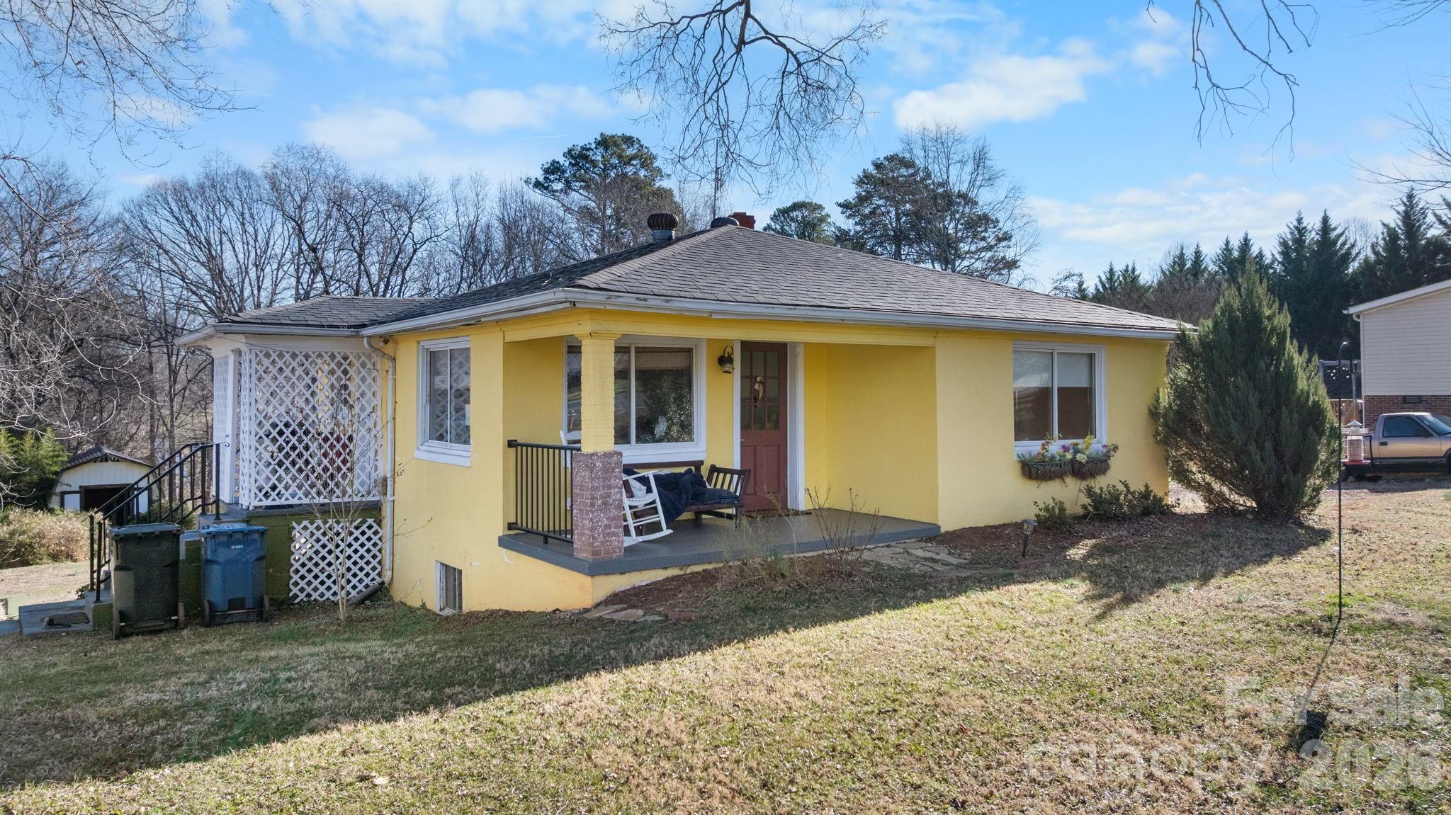 3358 Falling Creek Road Hickory, NC 28601 - Photo 2 of 34