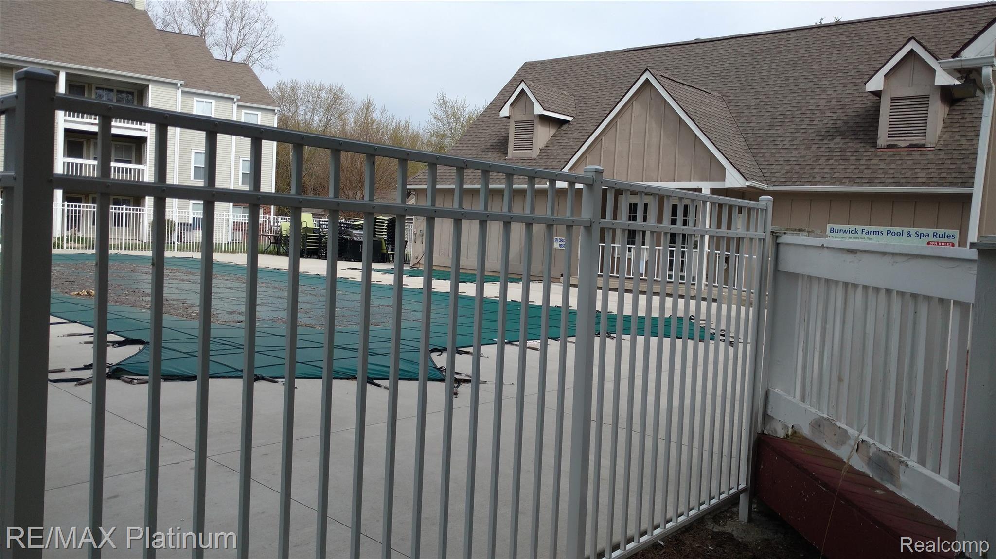 505 West Highland Road, Unit 25 Howell, MI 48855 - Photo 5 of 17 POOL (SHARED WITH BURWICK CONDOS)