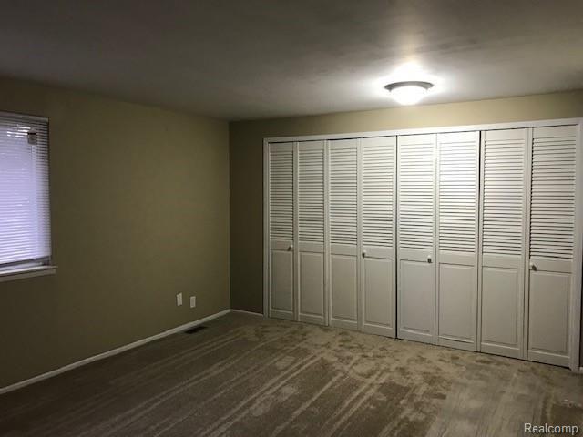 8401 18 18 Mile Road, Unit 27C Sterling Heights, MI 48313 - Photo 30 of 35