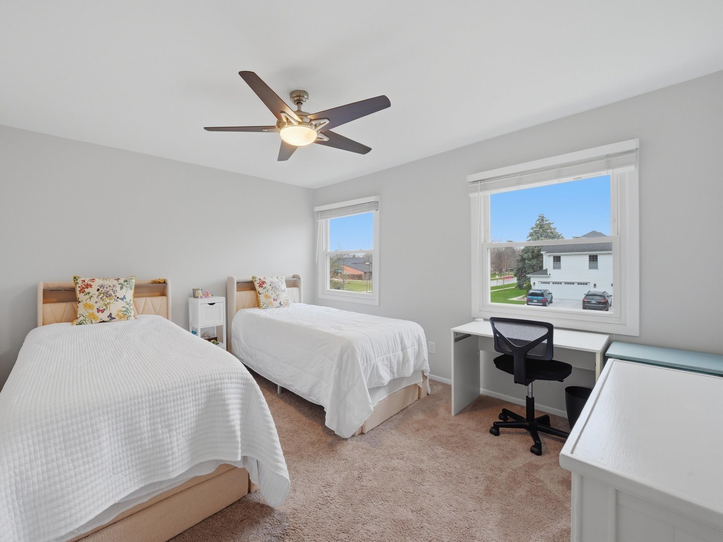 1335 Leverenz Road Naperville, IL 60564 - Photo 18 of 39