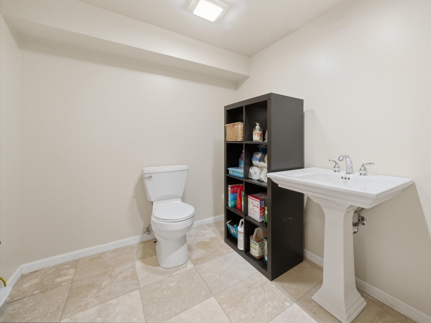 1335 Leverenz Road Naperville, IL 60564 - Photo 28 of 39