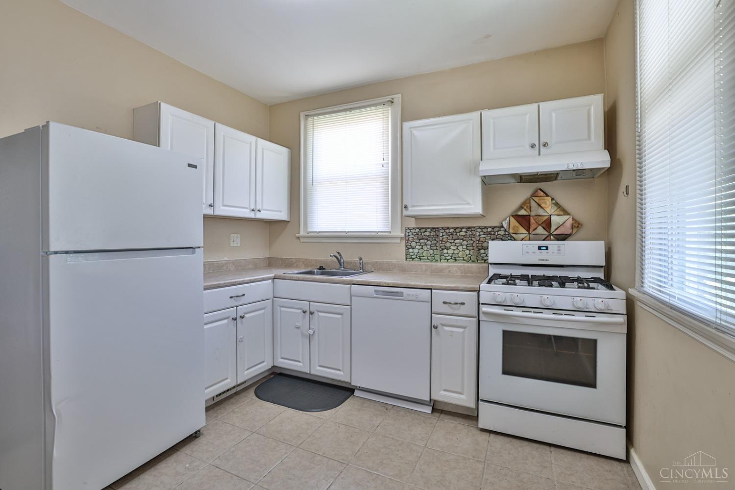 4935 Ralph Avenue Cincinnati, OH 45238 - Photo 22 of 39 Gallery Image 22
