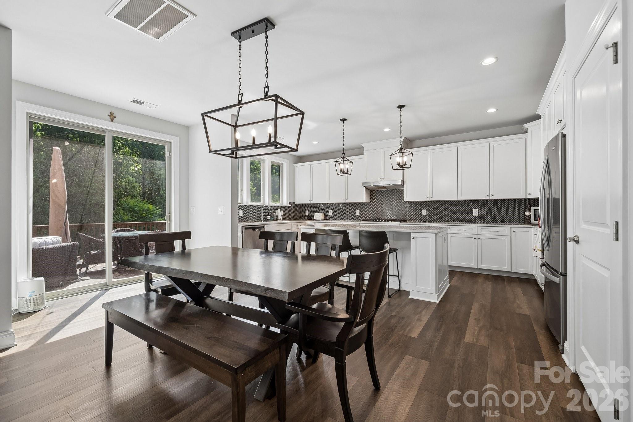 263 Forsythia Lane Tega Cay, SC 29708 - Photo 12 of 37 Gallery Image 12