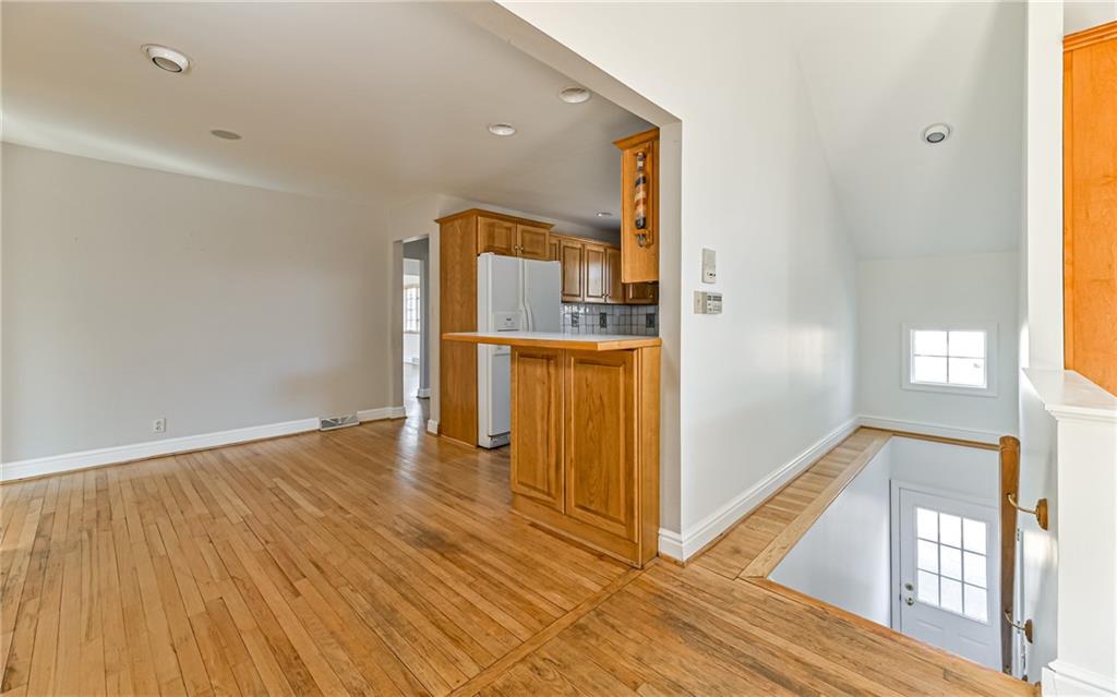 608 Field Club Road Pittsburgh, PA 15238 - Photo 11 of 25 Gallery Image 11
