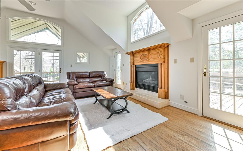 608 Field Club Road Pittsburgh, PA 15238 - Photo 13 of 25 Gallery Image 13