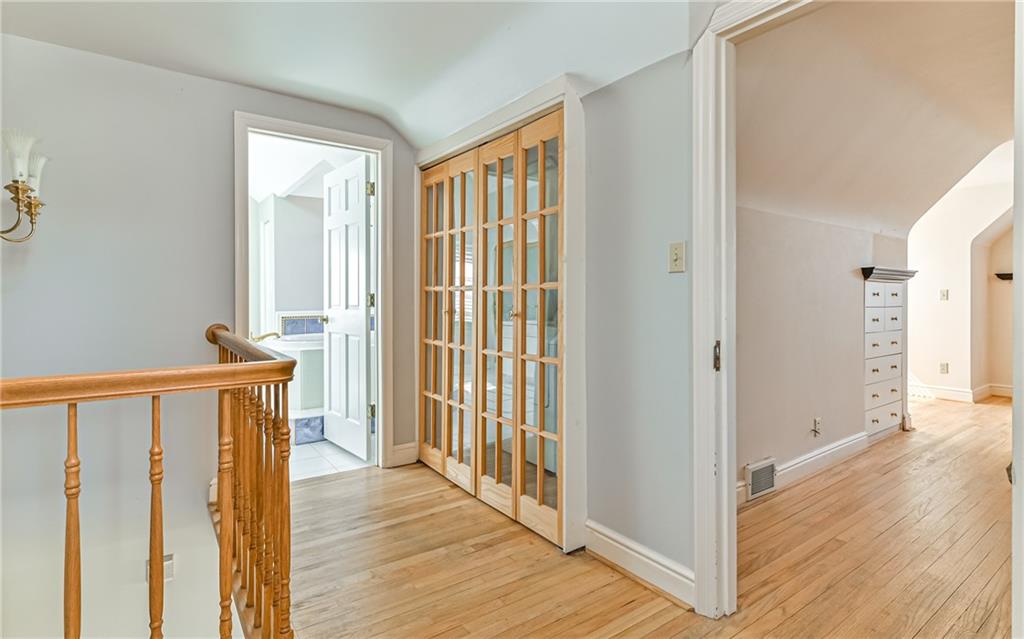 608 Field Club Road Pittsburgh, PA 15238 - Photo 17 of 25 Gallery Image 17