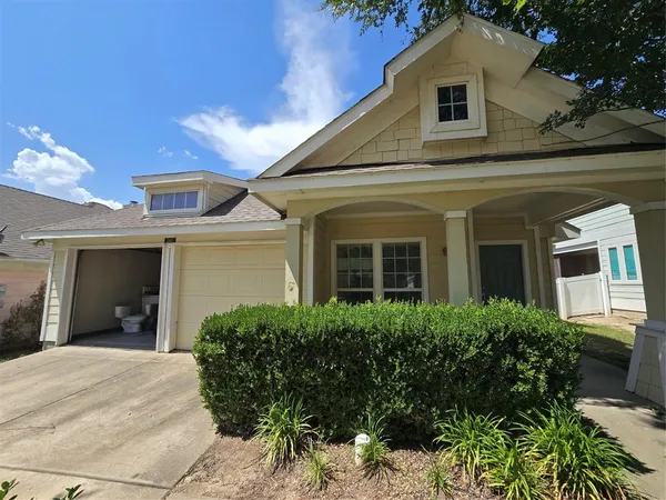 $1,950 | 2410 Parkview Drive, Anna, TX 75409